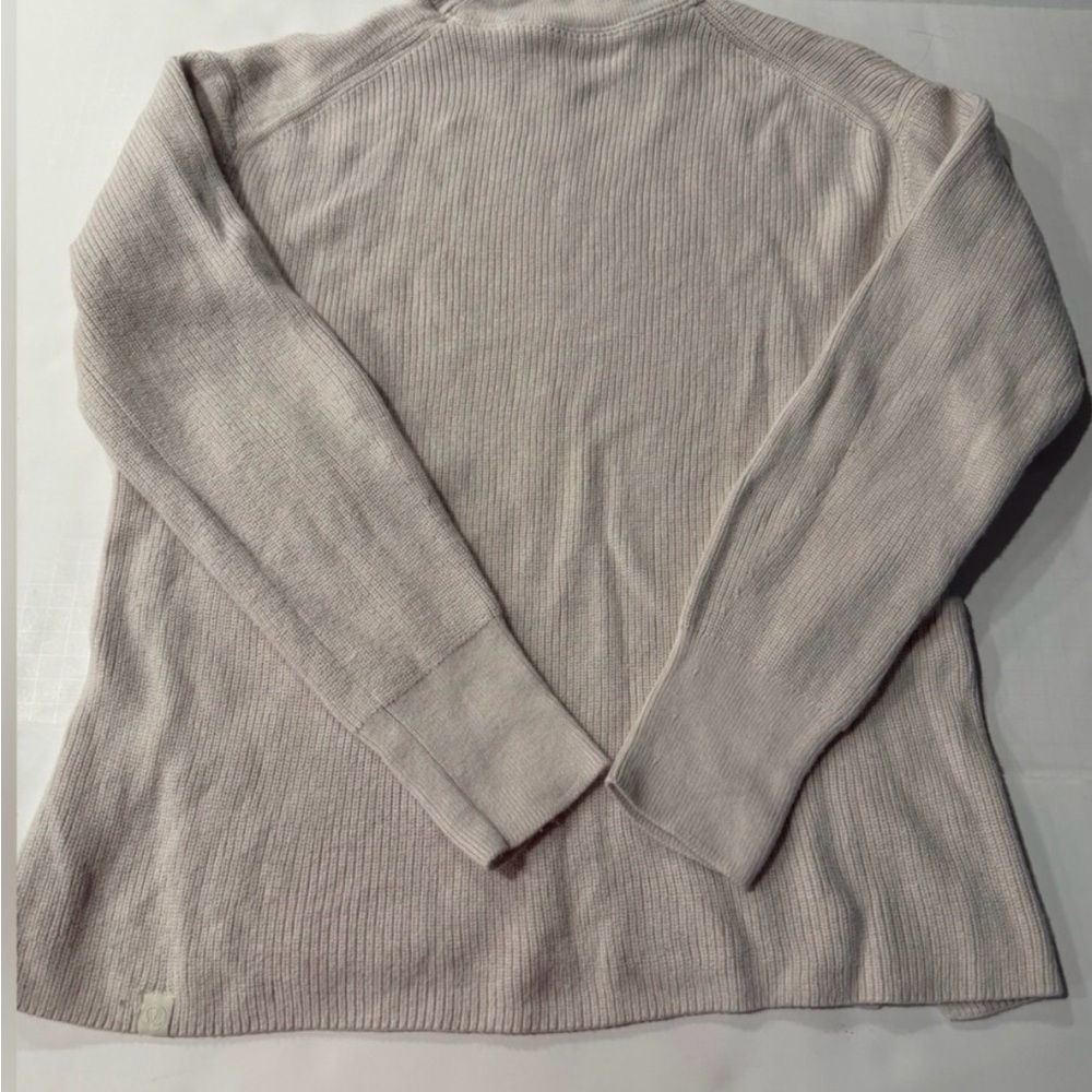 Lululemon women’s merino wool sweater - Picture 2 of 4